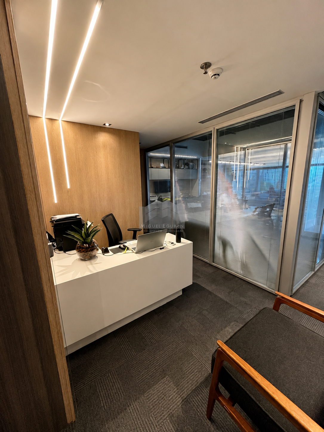 Empresarial Charles Darwin - Sala com 51m² - Locação, foto