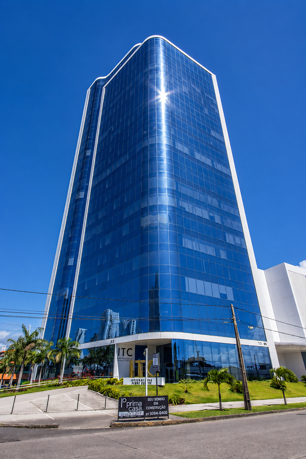 Empresarial ITC - Internacional Trade Center Sala com 205m² - Venda