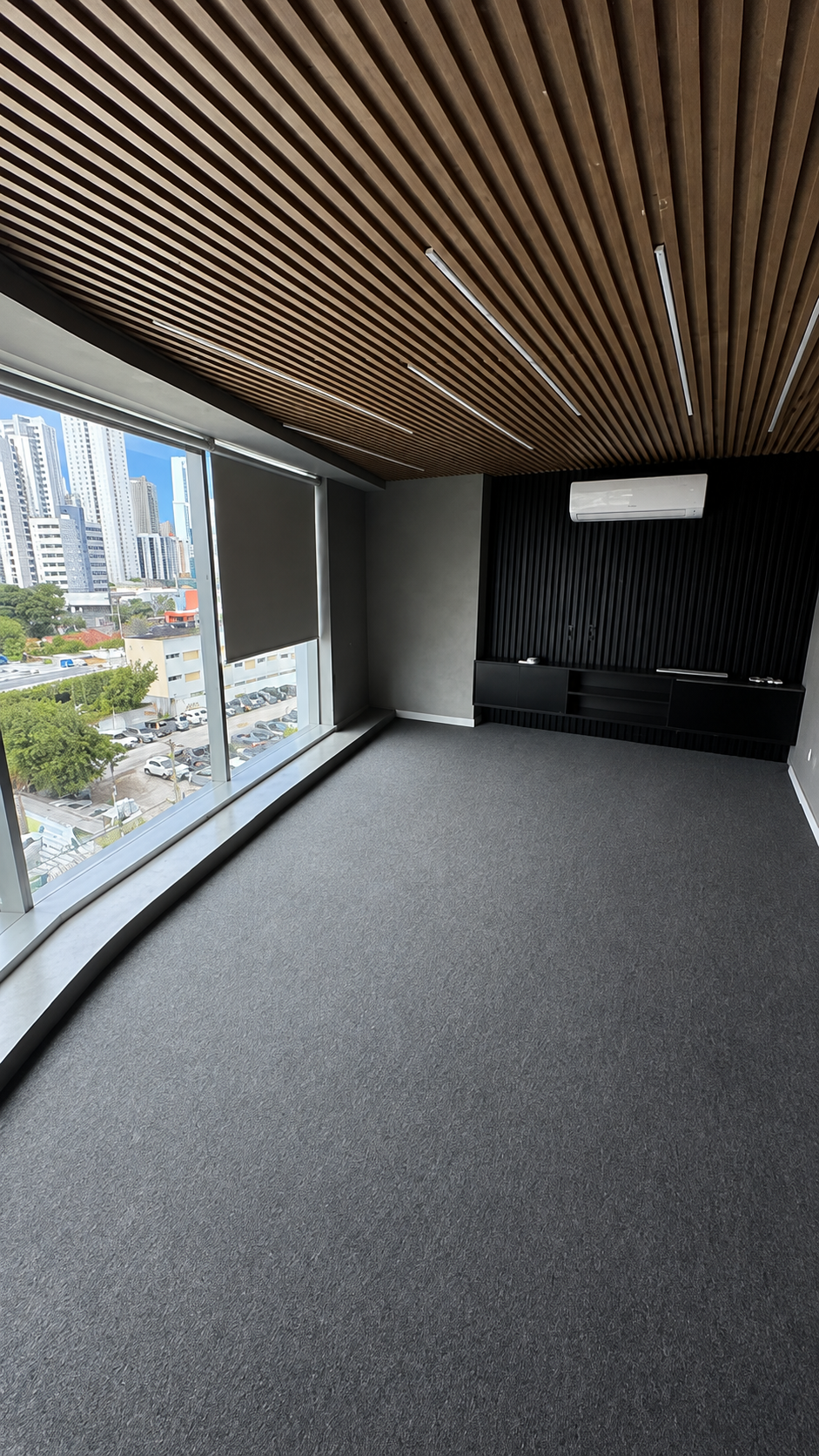 Empresarial ITC - Internacional Trade Center Sala com 205m² - Venda, foto