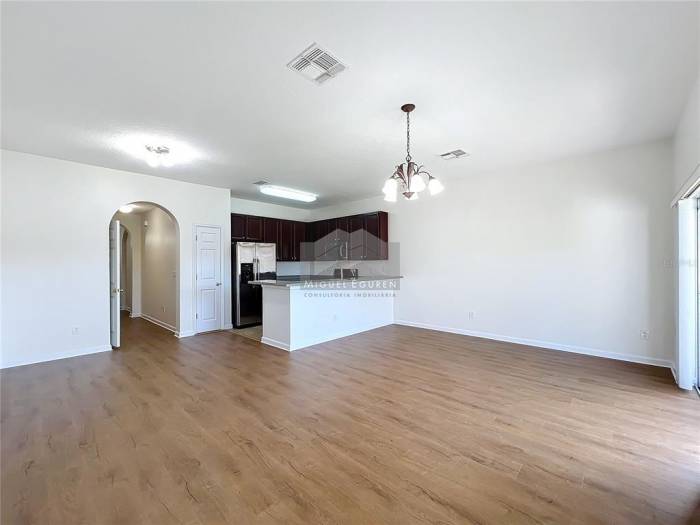 Townhouse em Orlando - 148 m² - Venda, foto
