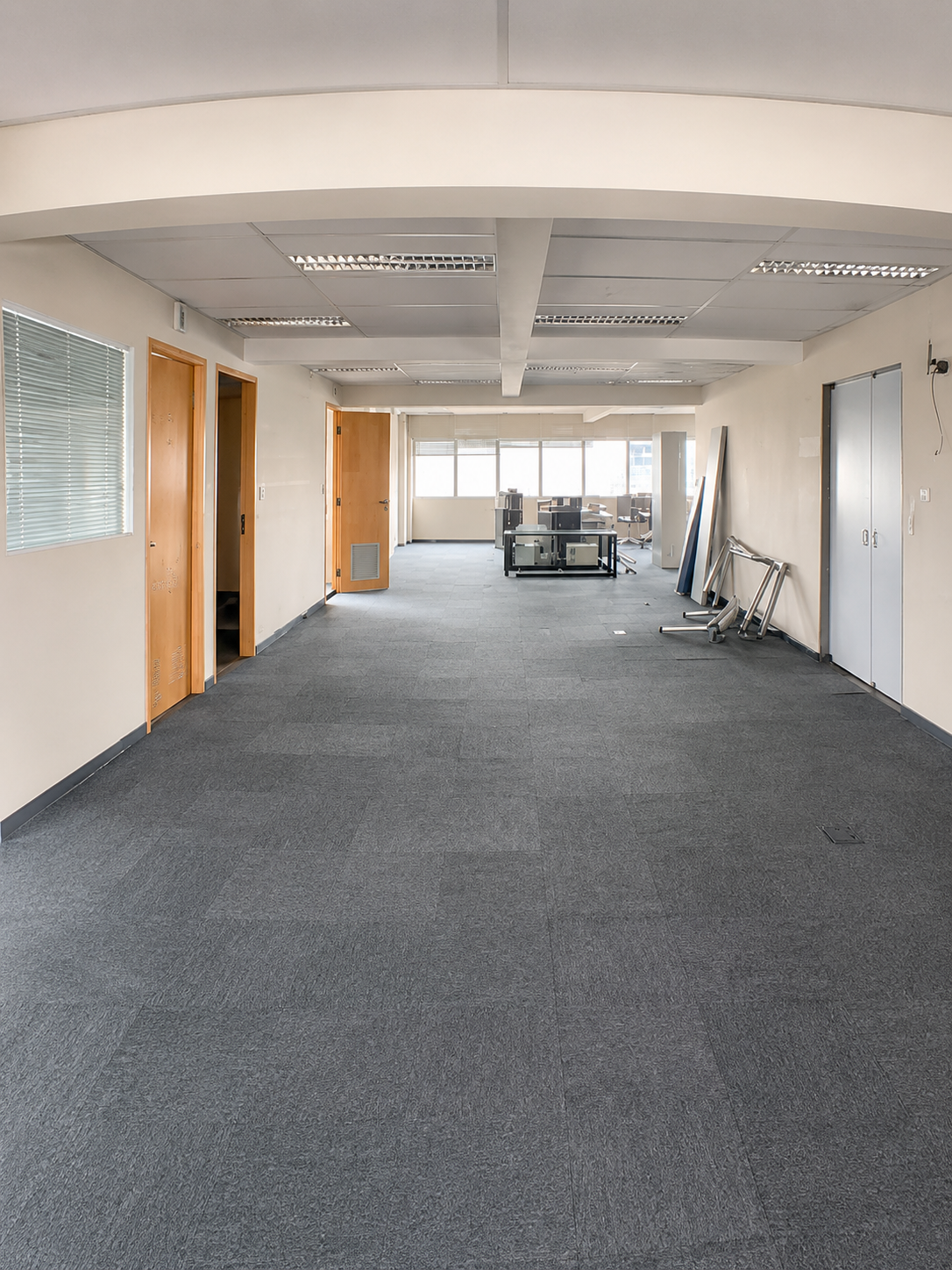 Sala Comercial no Empresarial Thomas Edison - com 150m² - na Ilha do Leite, foto